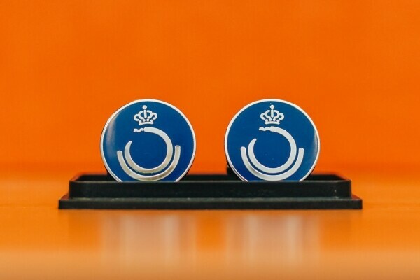 K.N.P.S.V.-manchetknopen